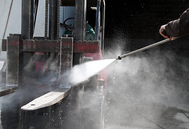 Best Roof Pressure Washing  in Luling, TX