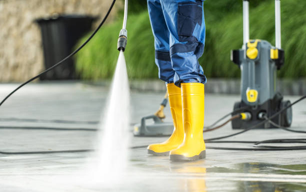 Best Deck Cleaning Services  in Luling, TX